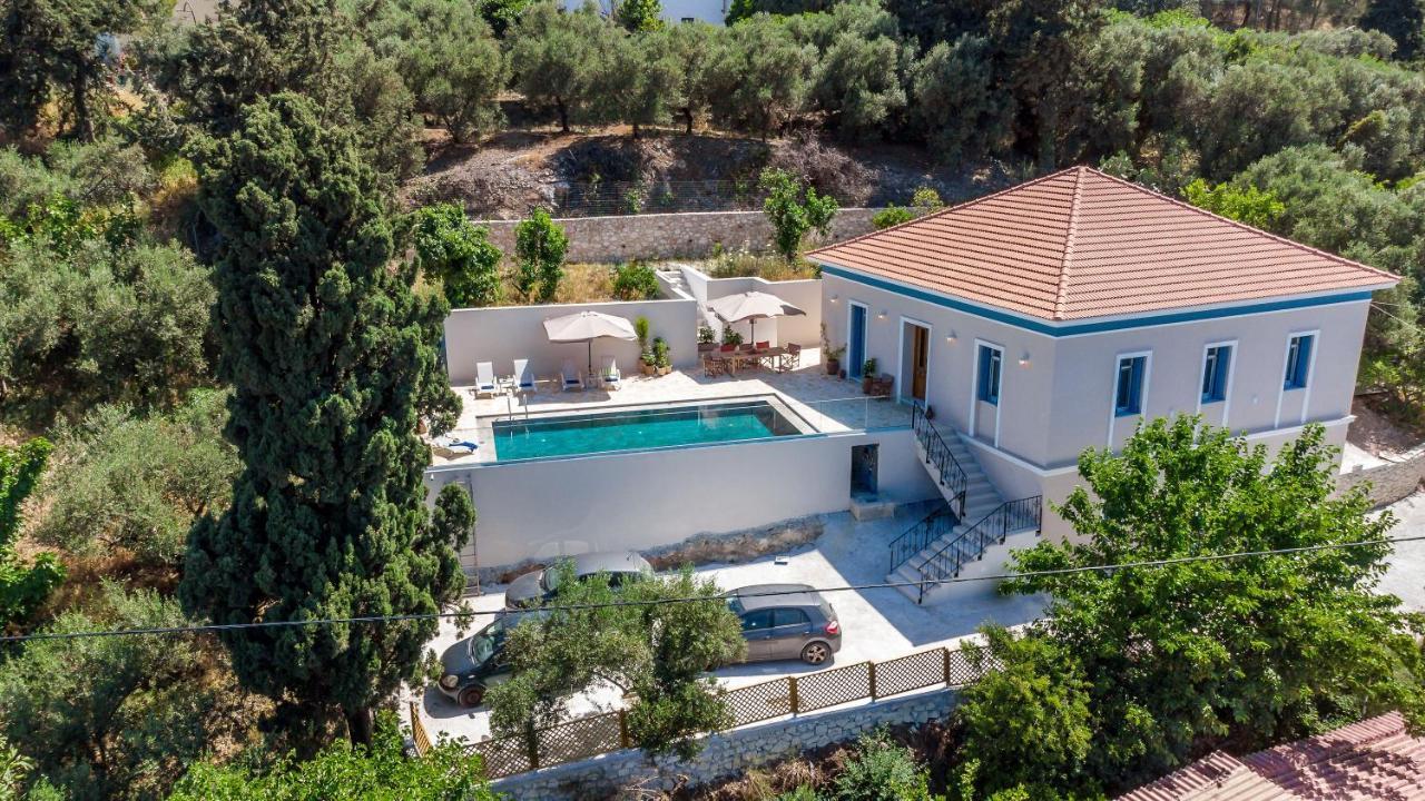 Villa Remedio Neon Khorion  Exterior photo